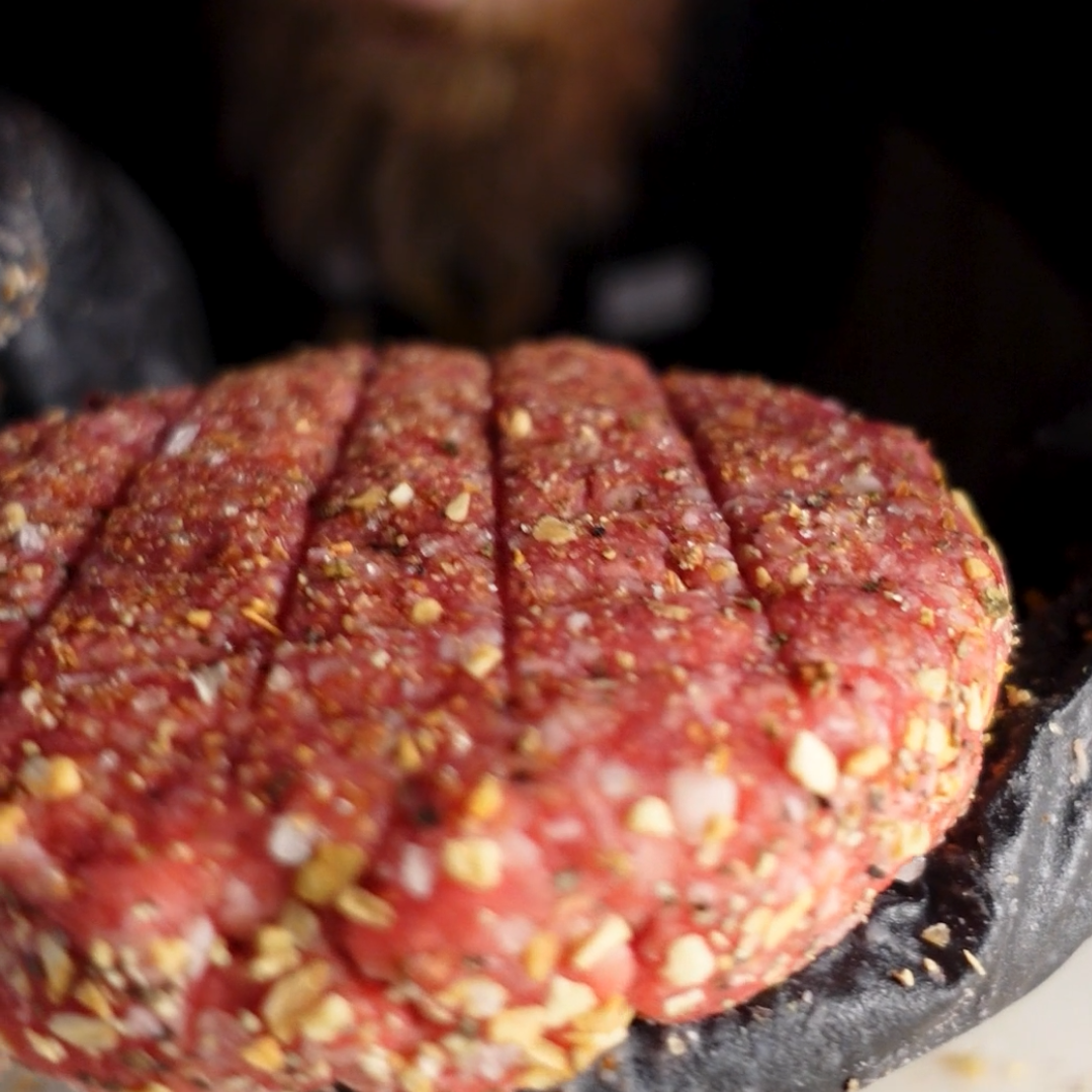 How to prep and smoke a prime rib patty with right way bbq